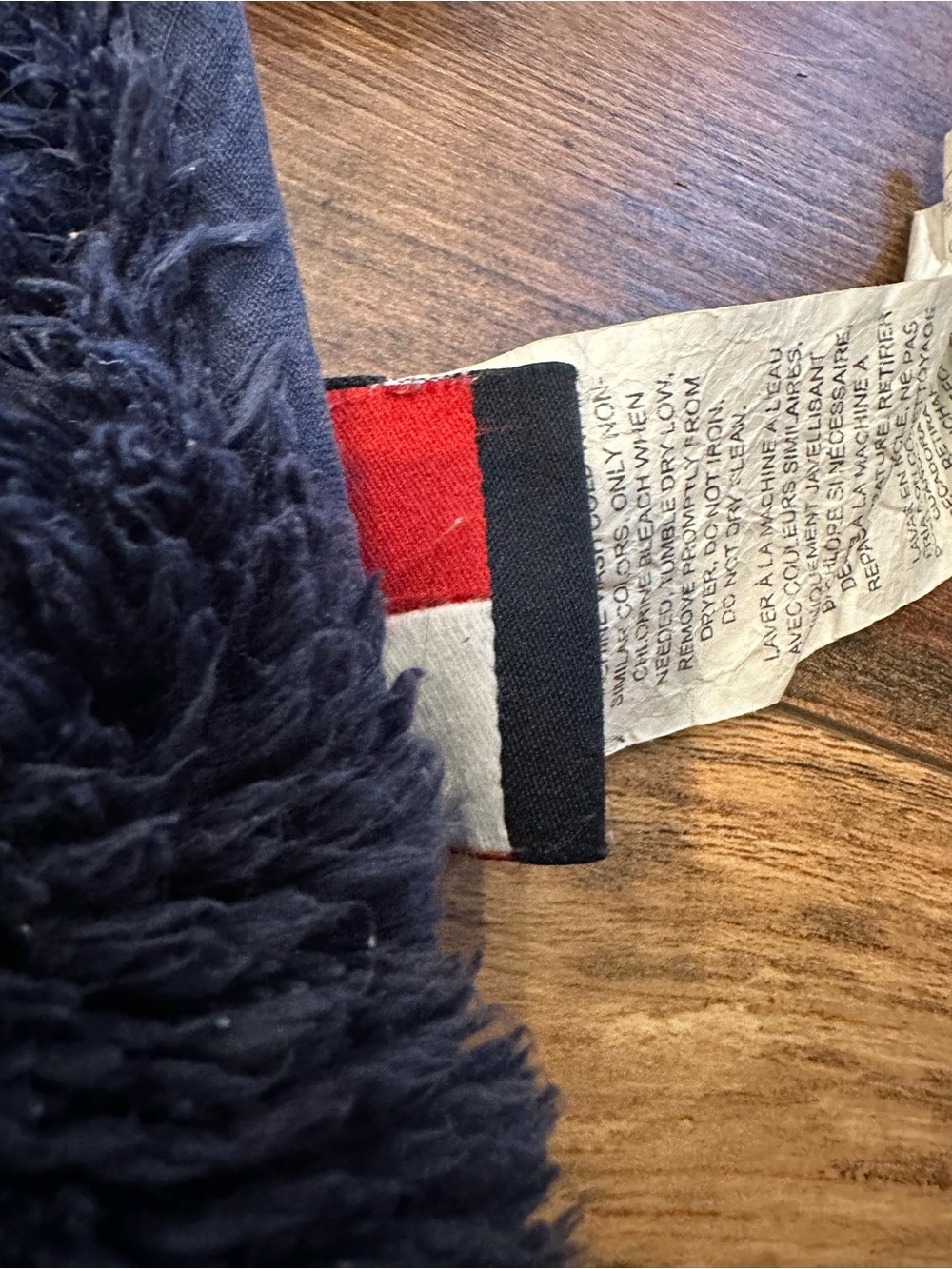 Tommy Hilfiger Navy and White Striped Bath Mats (Set of 2) - Picture 5 of 9